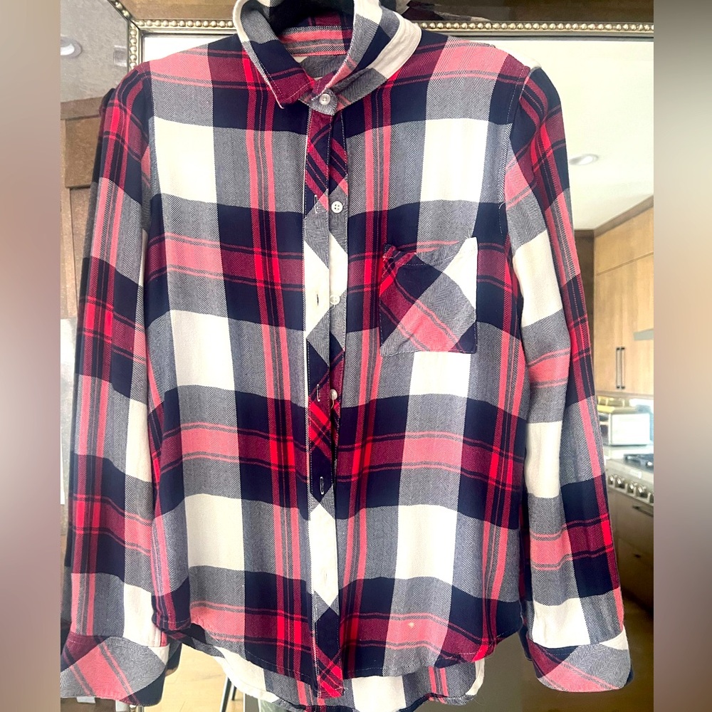 Rails button down